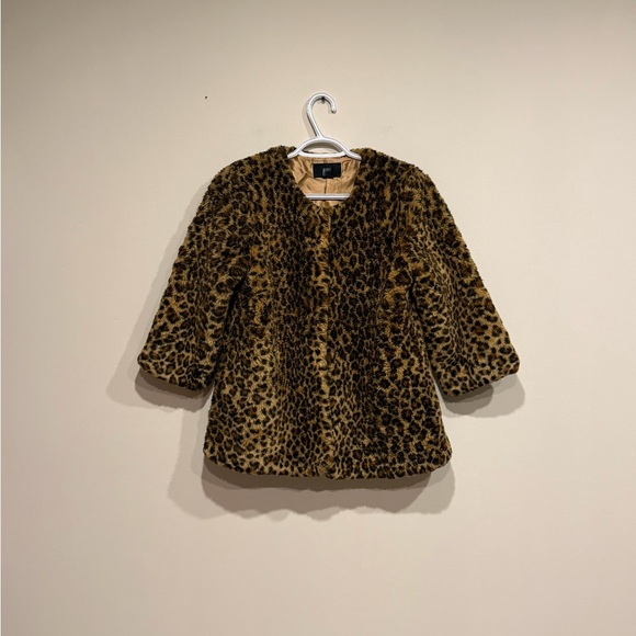 VINTAGE Jackets & Blazers - Vintage Leopard Print Faux Fur Coat